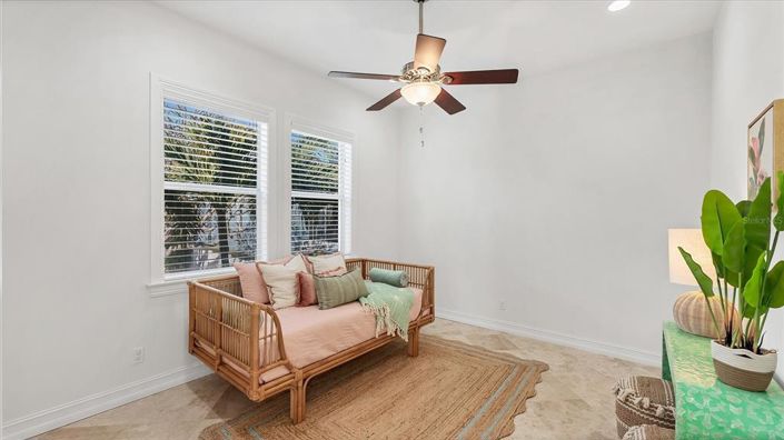 Image No.28-4 Bed Property for sale