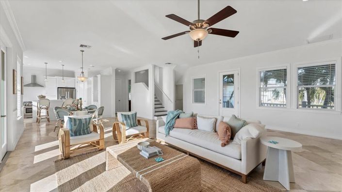 Image No.5-4 Bed Property for sale