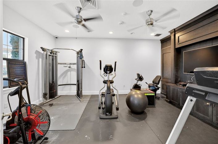 Image No.50-2 Bed Townhouse for sale