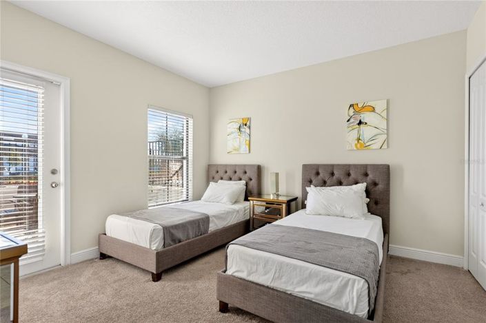 Image No.6-2 Bed Townhouse for sale