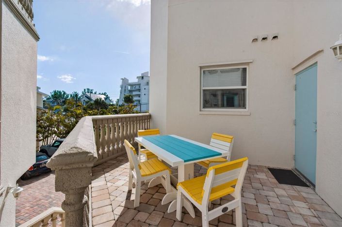 Image No.24-3 Bed Property for sale