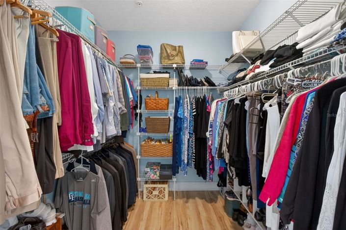 Image No.43-3 Bed Property for sale