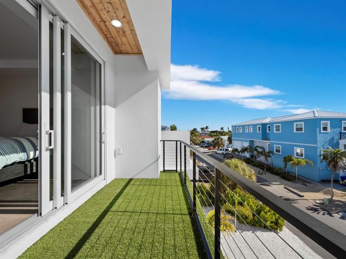 Image No.41-4 Bed Property for sale