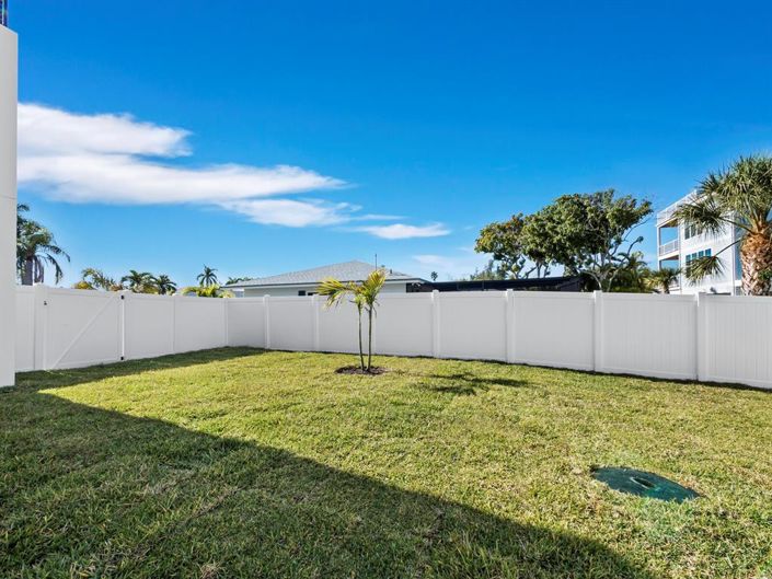 Image No.45-4 Bed Property for sale