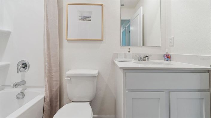 Image No.19-3 Bed Townhouse for sale