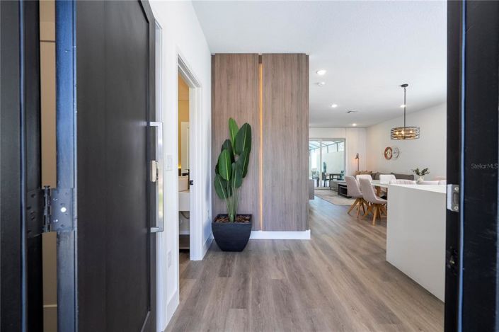 Image No.5-5 Bed Townhouse for sale