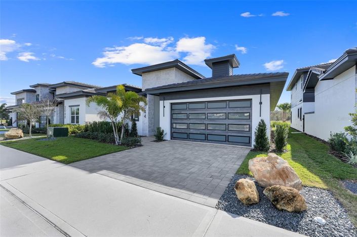 Image No.4-3 Bed Property for sale