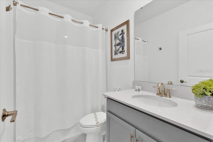 Image No.15-6 Bed Property for sale