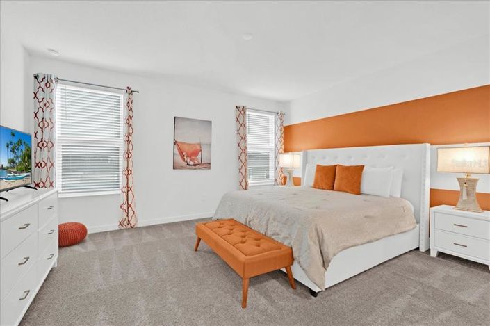 Image No.20-6 Bed Property for sale