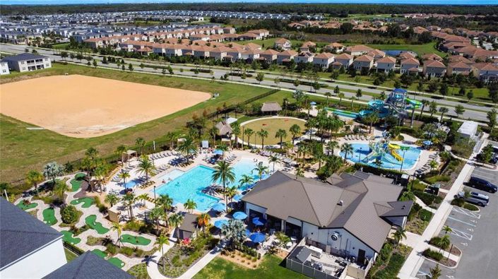 Image No.28-6 Bed Property for sale