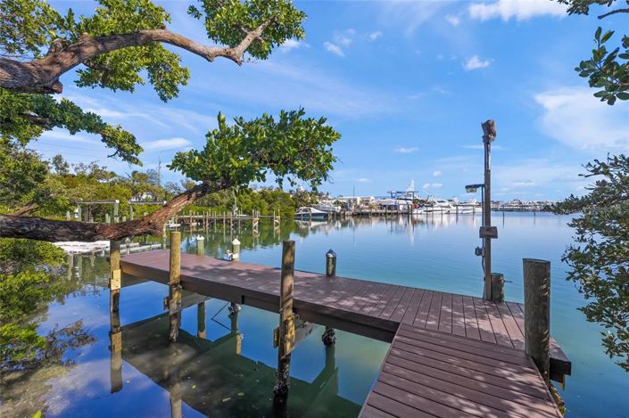 Image No.42-5 Bed Property for sale