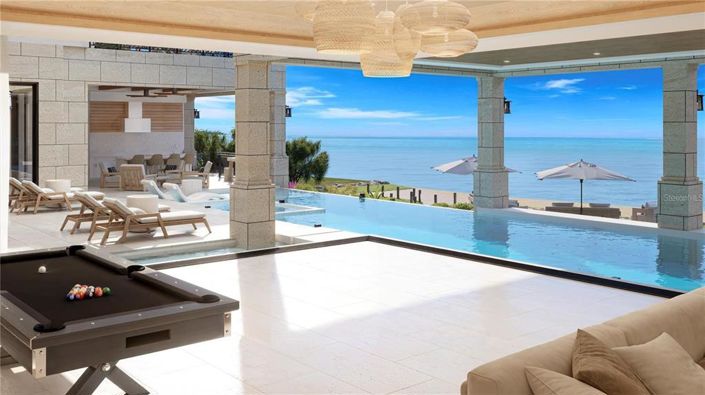 Image No.12-7 Bed Property for sale