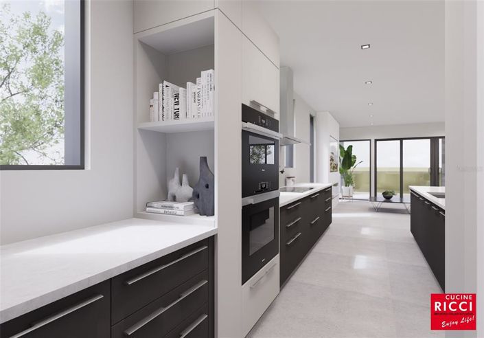 Image No.5-4 Bed Property for sale