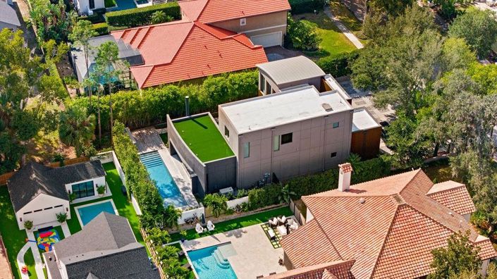 Image No.24-4 Bed Property for sale