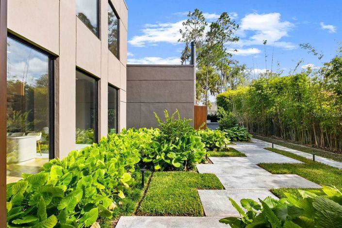 Image No.34-4 Bed Property for sale