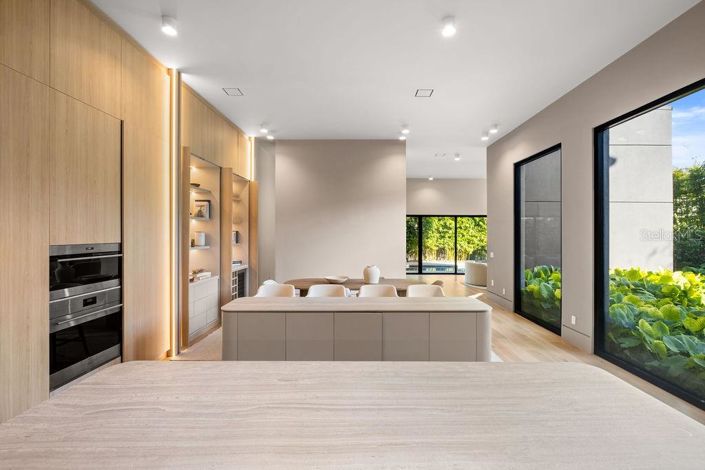 Image No.46-4 Bed Property for sale