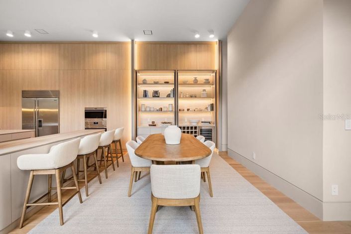 Image No.47-4 Bed Property for sale