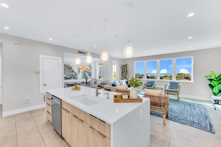 Image No.18-5 Bed Property for sale