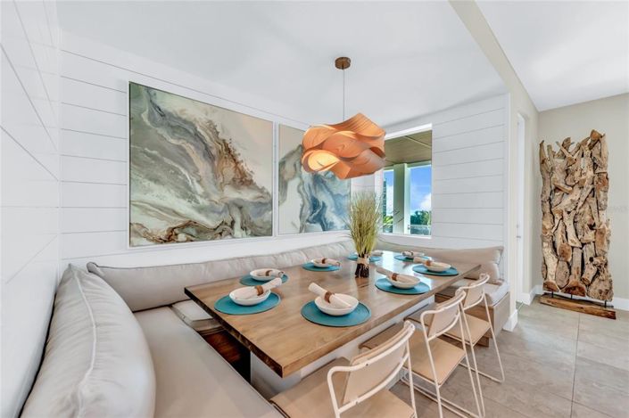 Image No.24-5 Bed Property for sale