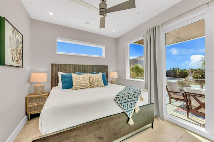 Image No.41-5 Bed Property for sale