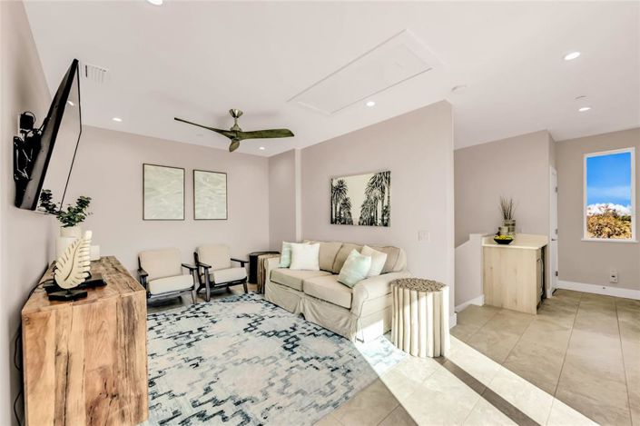 Image No.53-5 Bed Property for sale