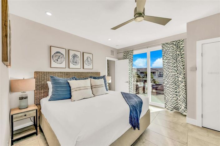 Image No.58-5 Bed Property for sale