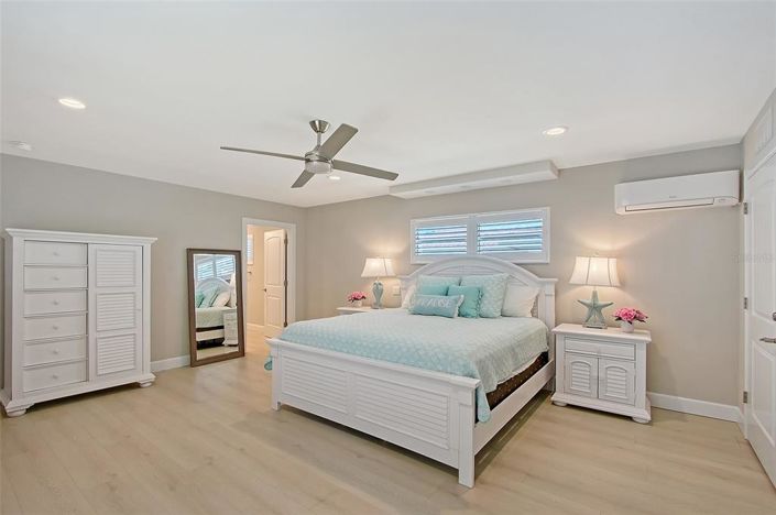 Image No.25-3 Bed Property for sale