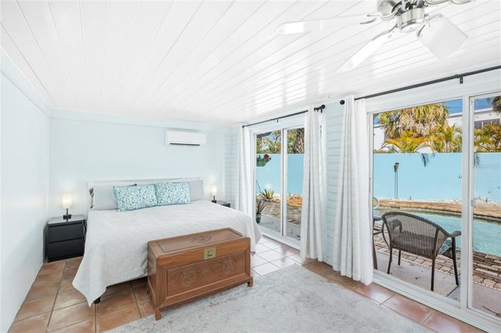 Image No.15-3 Bed Property for sale