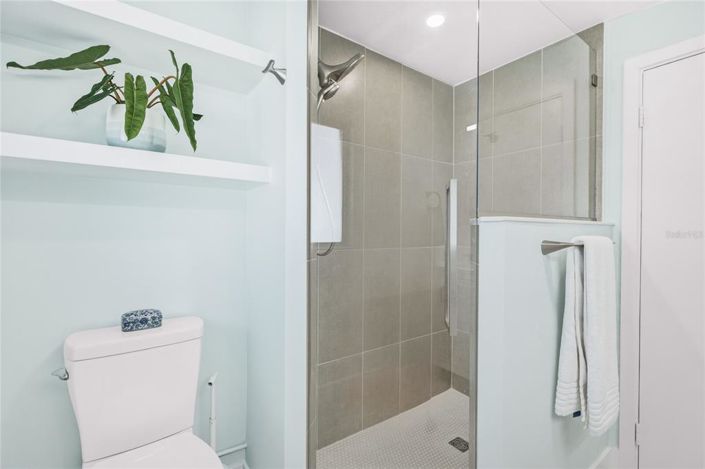 Image No.19-3 Bed Property for sale