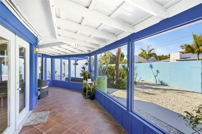 Image No.25-3 Bed Property for sale