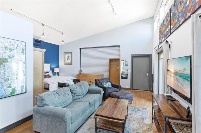 Image No.29-3 Bed Property for sale