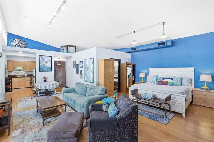 Image No.30-3 Bed Property for sale