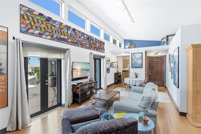 Image No.31-3 Bed Property for sale