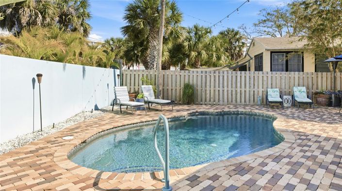 Image No.41-3 Bed Property for sale