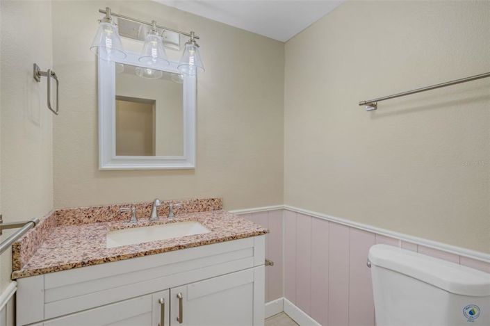 Image No.15-2 Bed Property for sale