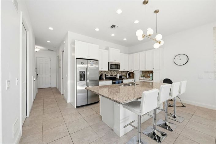 Image No.10-3 Bed Townhouse for sale