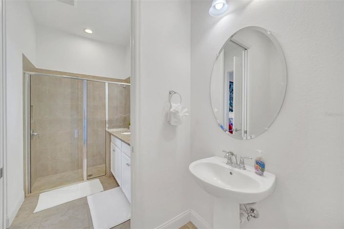 Image No.22-3 Bed Townhouse for sale