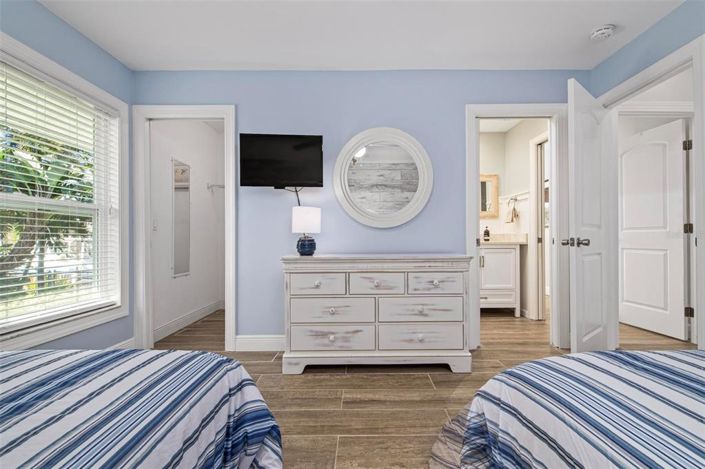 Image No.36-3 Bed Property for sale