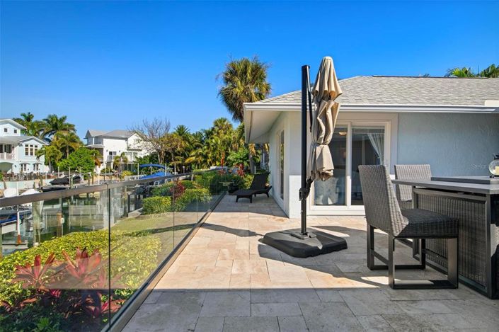 Image No.42-3 Bed Property for sale