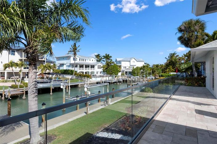 Image No.44-3 Bed Property for sale