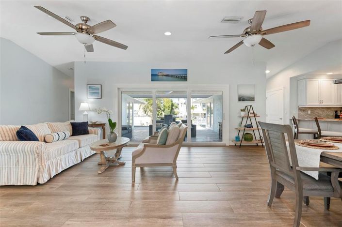 Image No.6-3 Bed Property for sale