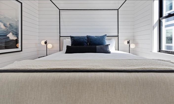 Image No.35-8 Bed Property for sale