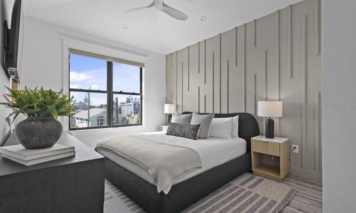 Image No.47-8 Bed Property for sale