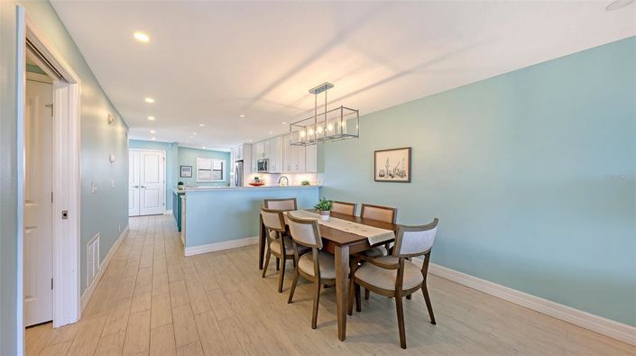 Image No.11-2 Bed Property for sale