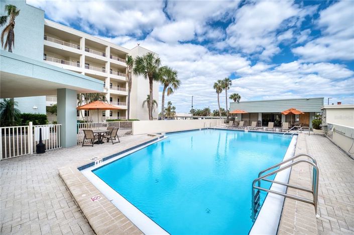 Image No.38-2 Bed Property for sale