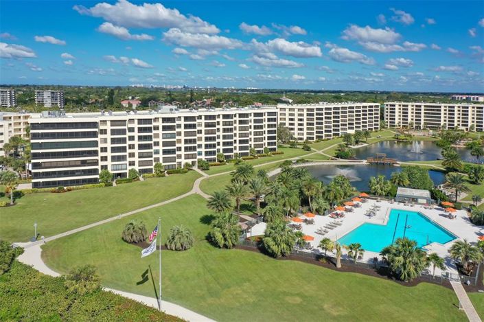 Image No.54-2 Bed Property for sale