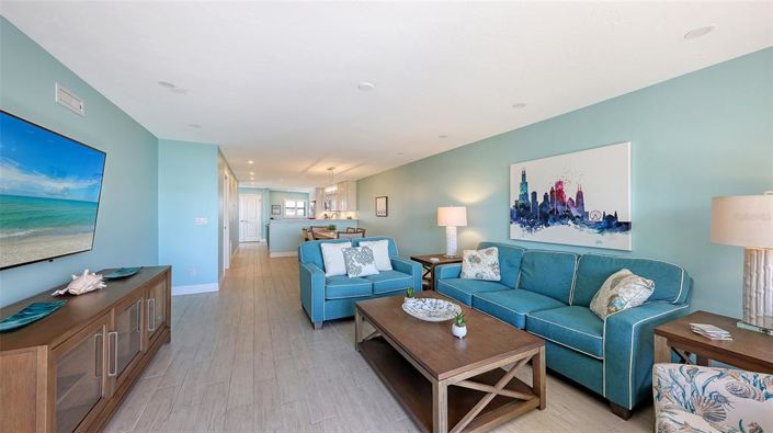 Image No.8-2 Bed Property for sale