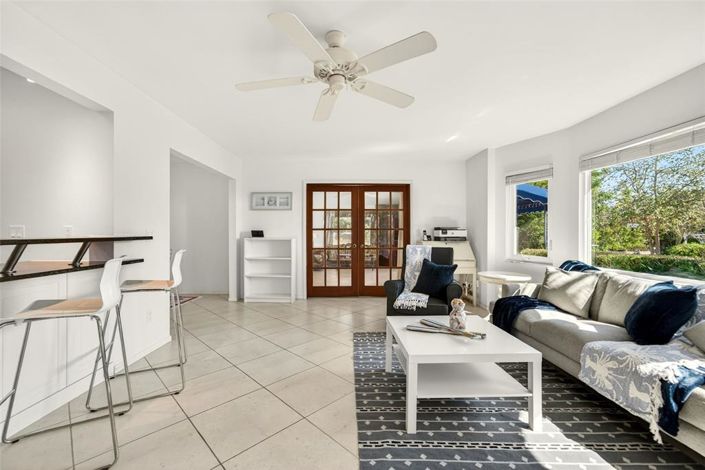 Image No.17-3 Bed Property for sale