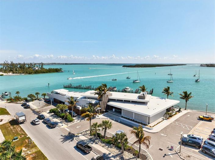 Image No.39-3 Bed Property for sale