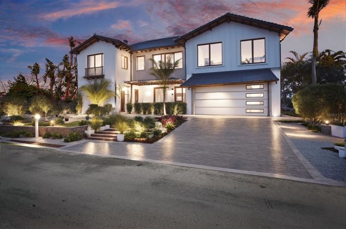 Image No.42-3 Bed Property for sale